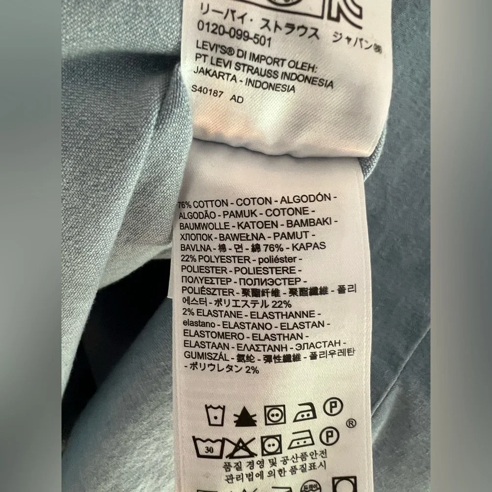 Levi’s essential western denim tailored fit shirt size M - Picture 12 of 12